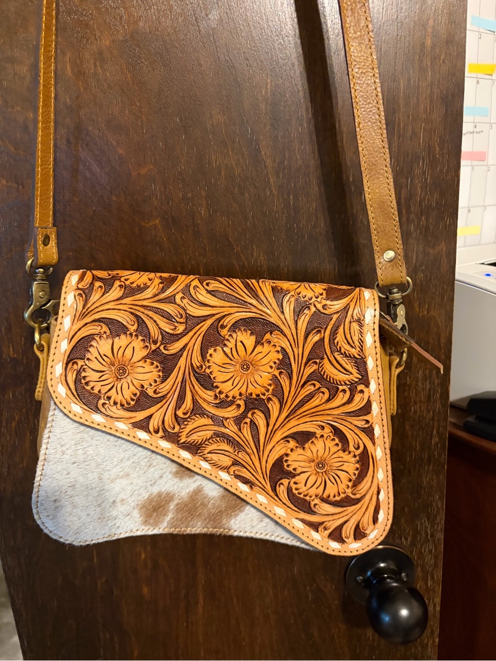 New shoulder handbag with tan and white cowhide tan tooled Leather